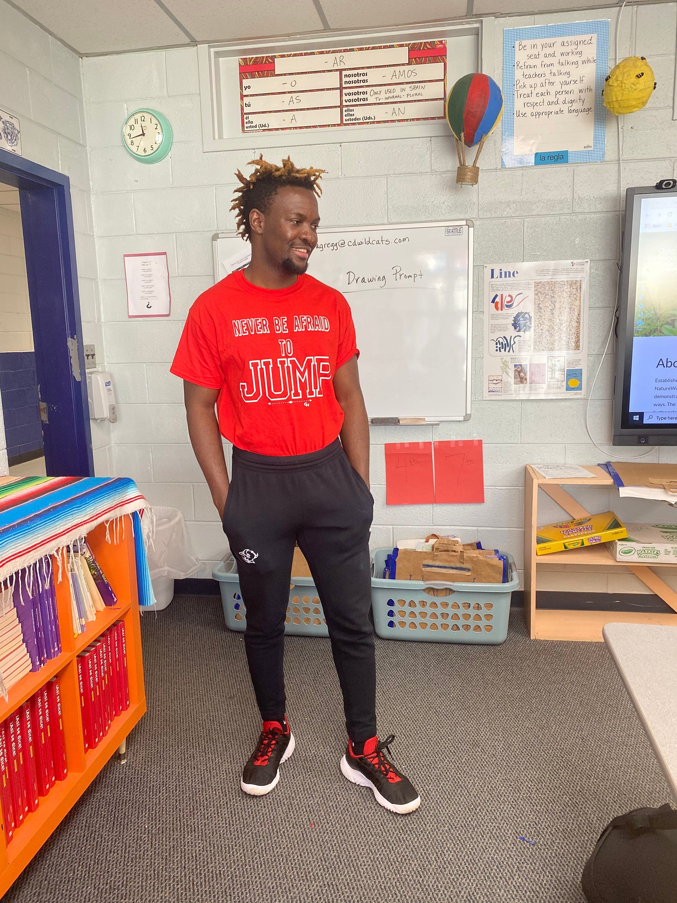 T-Shirt -Never Be Afraid To Jump